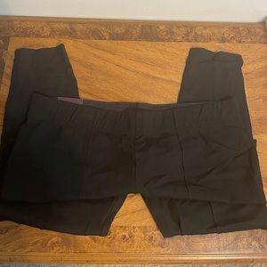 NWT Ava&Viv black skinny stretch ankle pants. Size 2X (20w/22w)R no tag